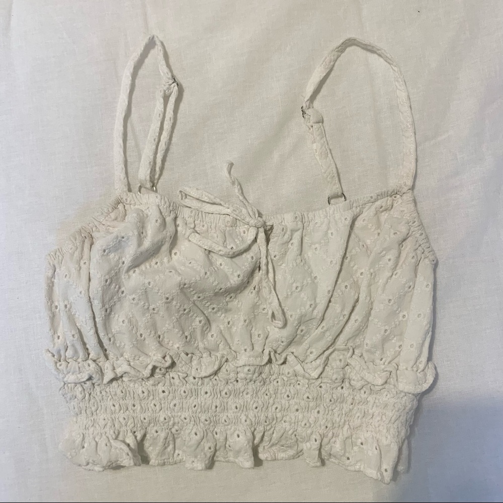 Cropped white wild fable eyelet tank top small